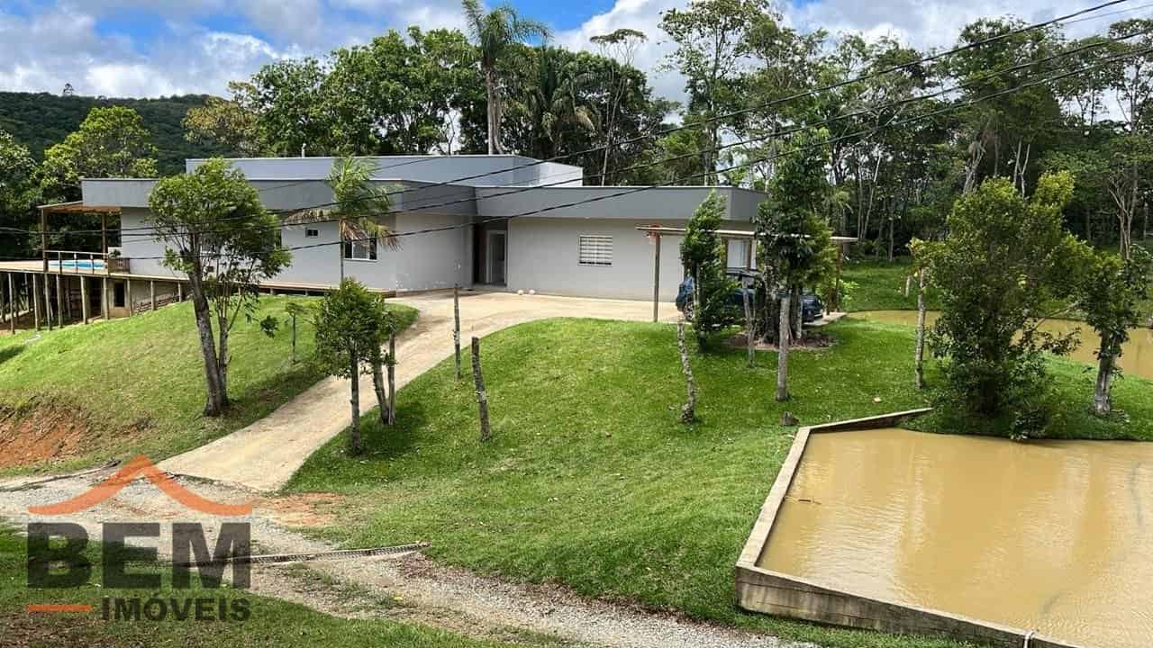 Sítio para Venda com 2 quartos no bairro Rio Do Meio, em Camboriú - Imagem 3