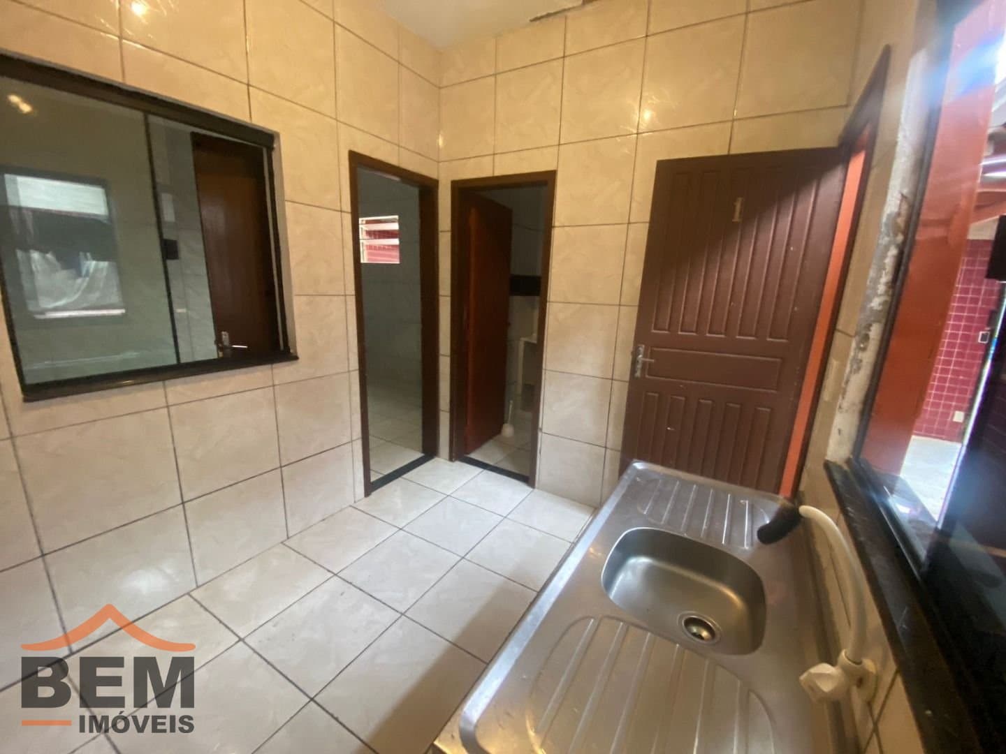Kitnet para Locação com 1 quarto e 30m² no bairro Cidade Nova, em Itajaí