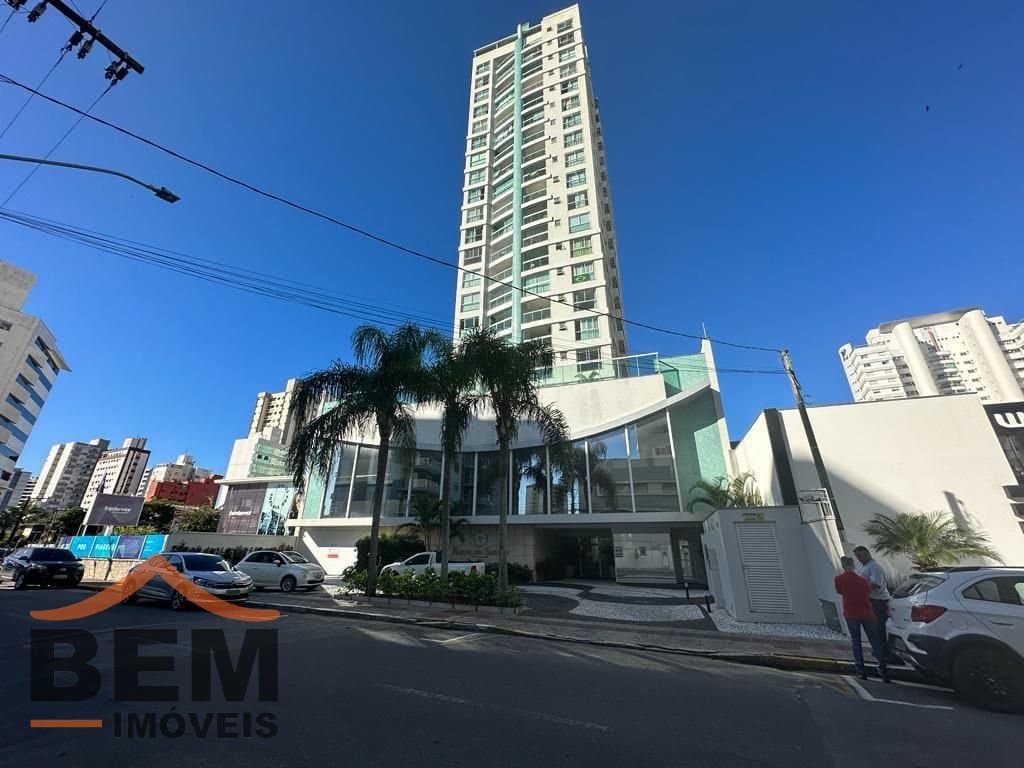 Apartamento para Venda com 2 quartos no bairro Centro, em Itajaí