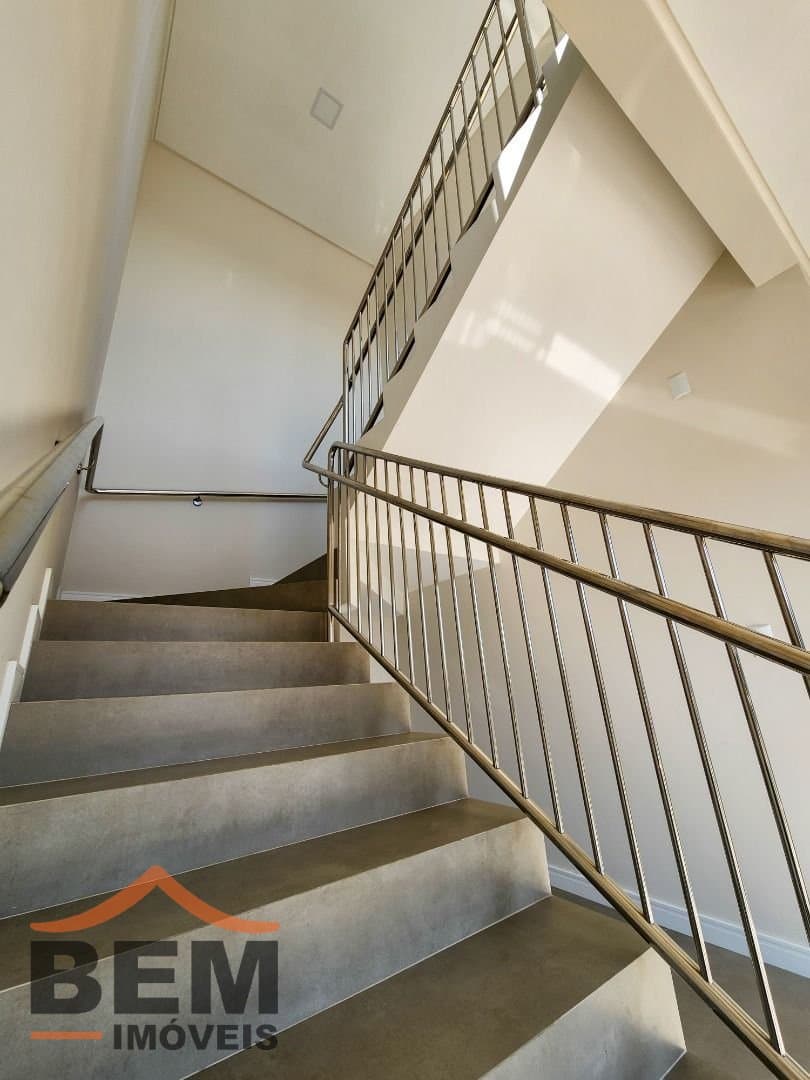 Apartamento para Venda com 3 quartos e 102m² no bairro Cordeiros, em Itajaí