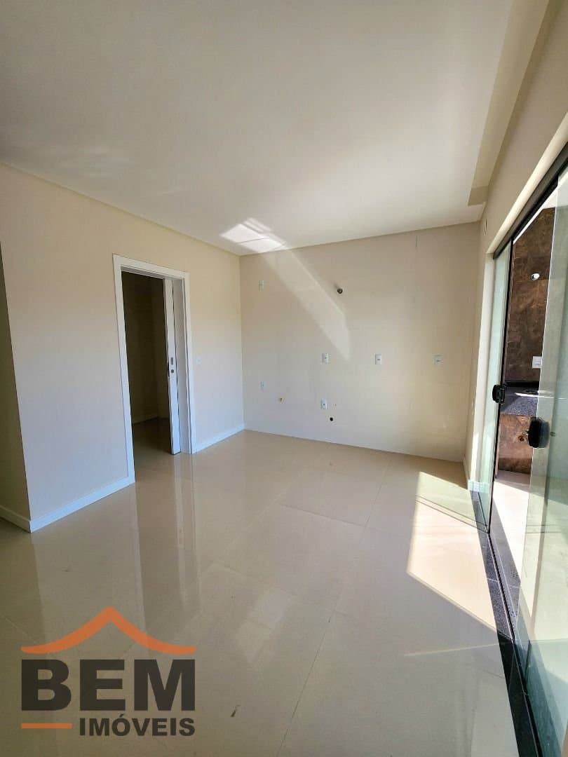 Apartamento para Venda com 3 quartos e 102m² no bairro Cordeiros, em Itajaí