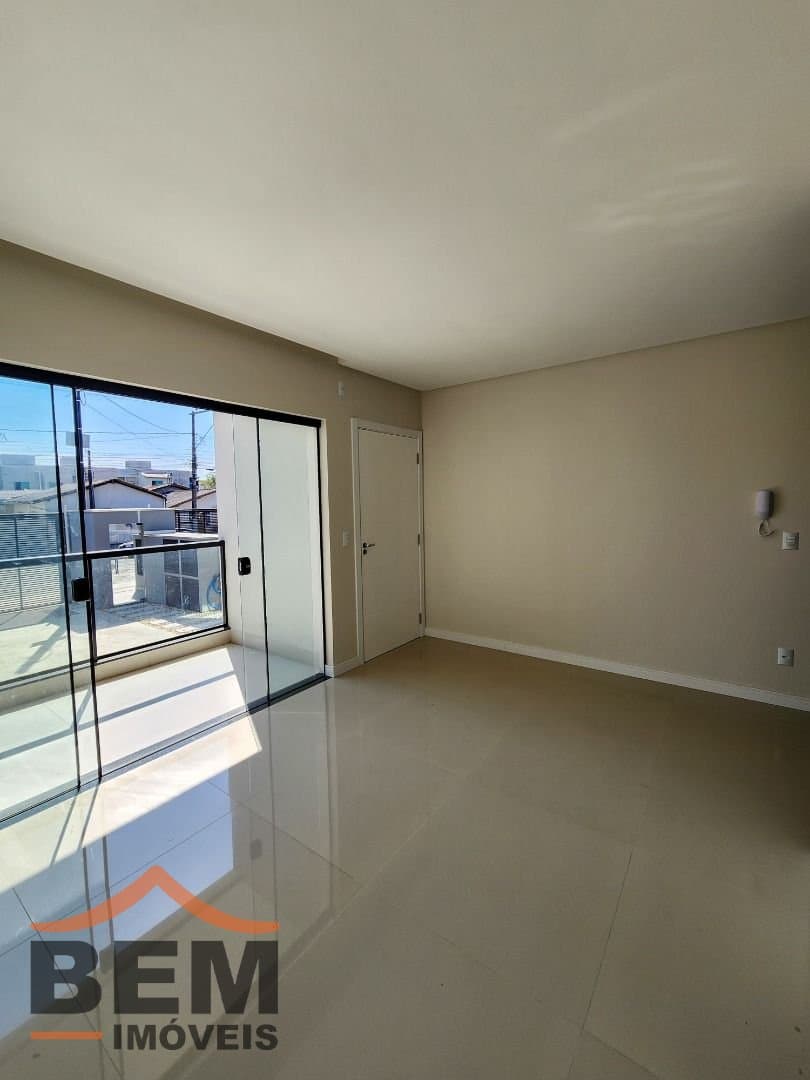 Apartamento para Venda com 3 quartos no bairro Cordeiros, em Itajaí