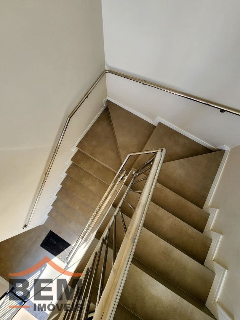 Apartamento para Venda com 3 quartos no bairro Cordeiros, em Itajaí