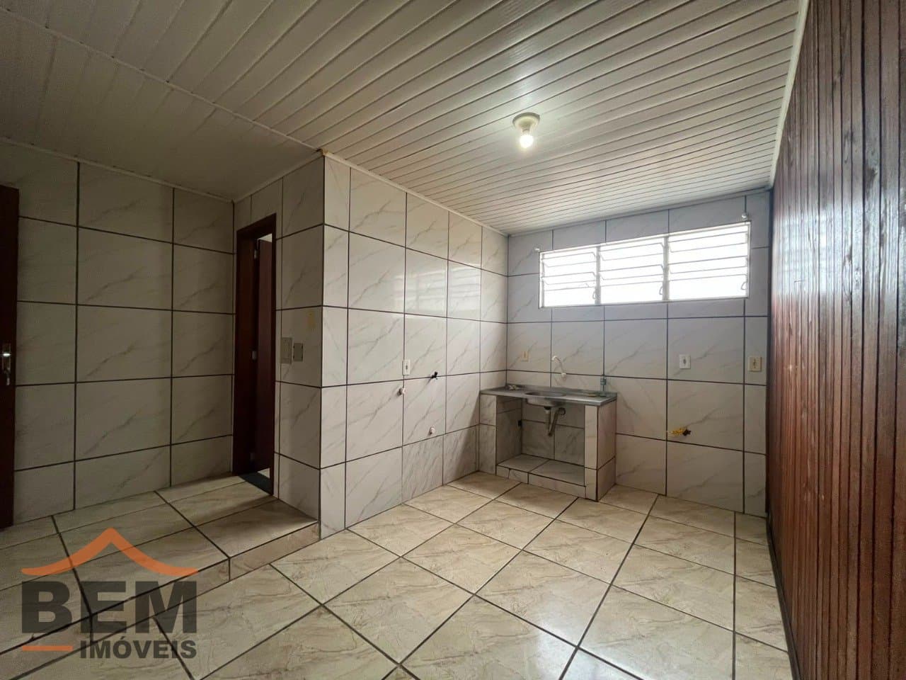 Kitnet para Locação com 1 quarto e 30m² no bairro Cidade Nova, em Itajaí