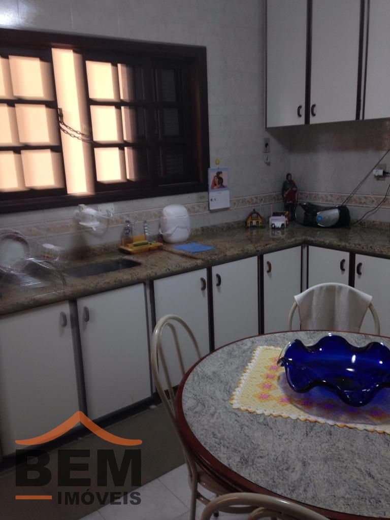 Casa para Venda com 3 quartos e 199m² no bairro Dom Bosco, em Itajaí
