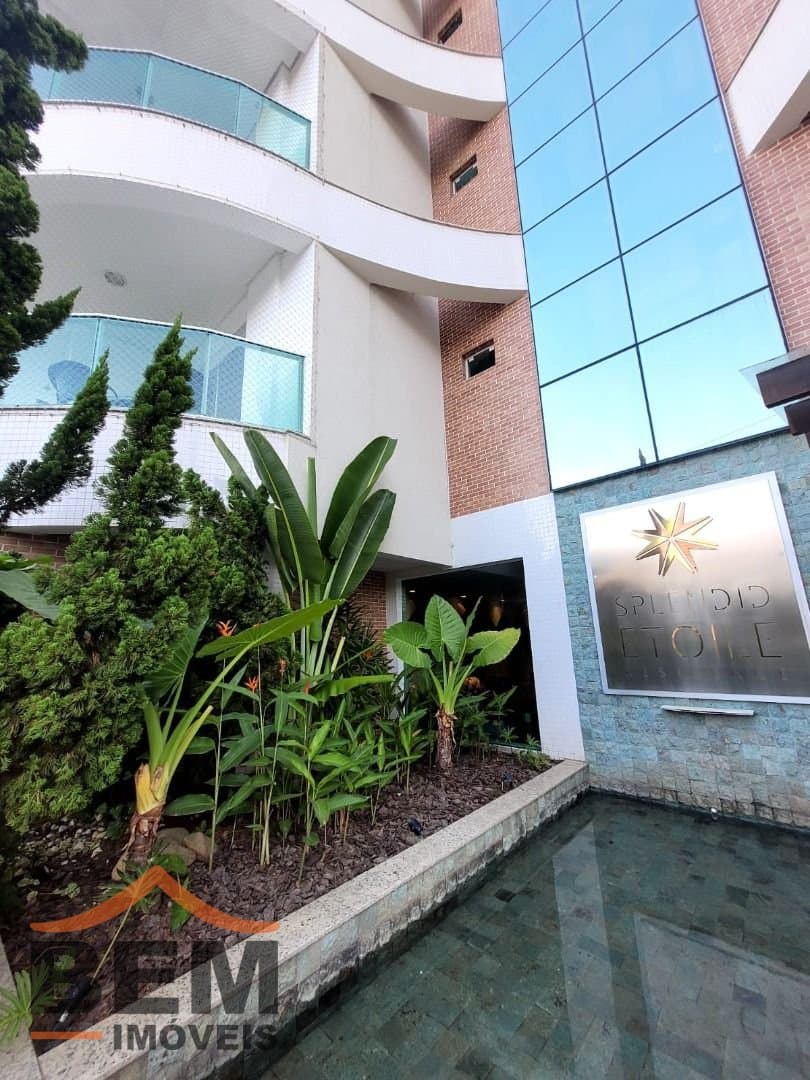 Apartamento para Locação com 5 quartos e 296m² no bairro Cabeçudas, em Itajaí