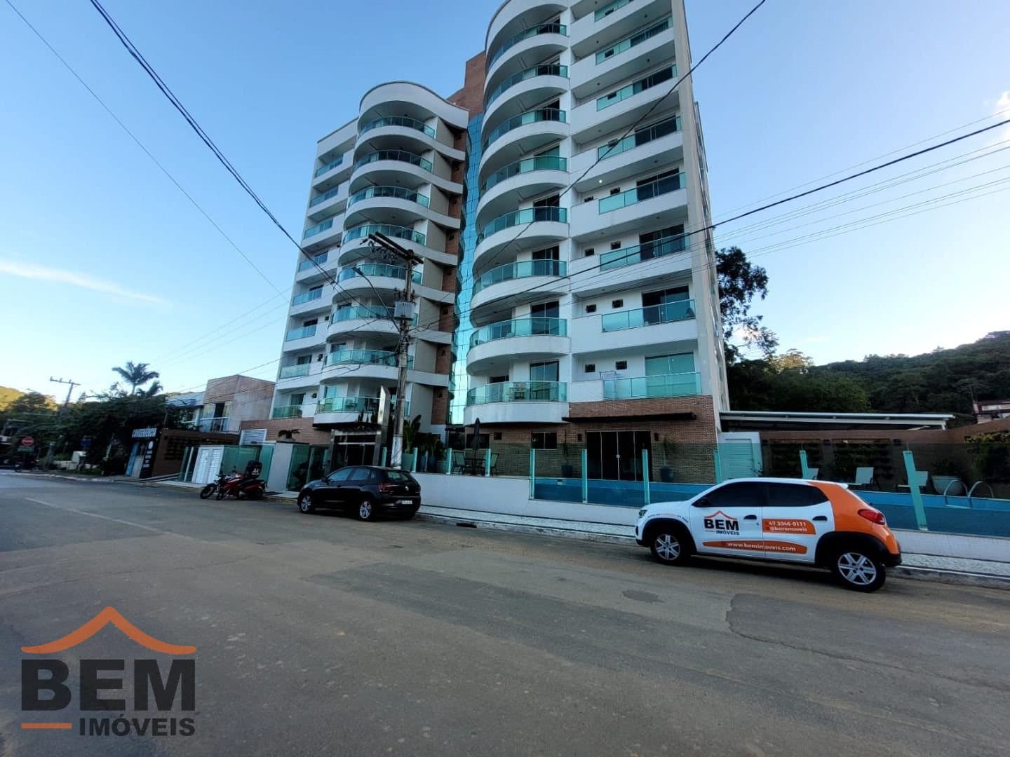 Apartamento para Locação com 3 quartos e 110m² no bairro Cabeçudas, em Itajaí