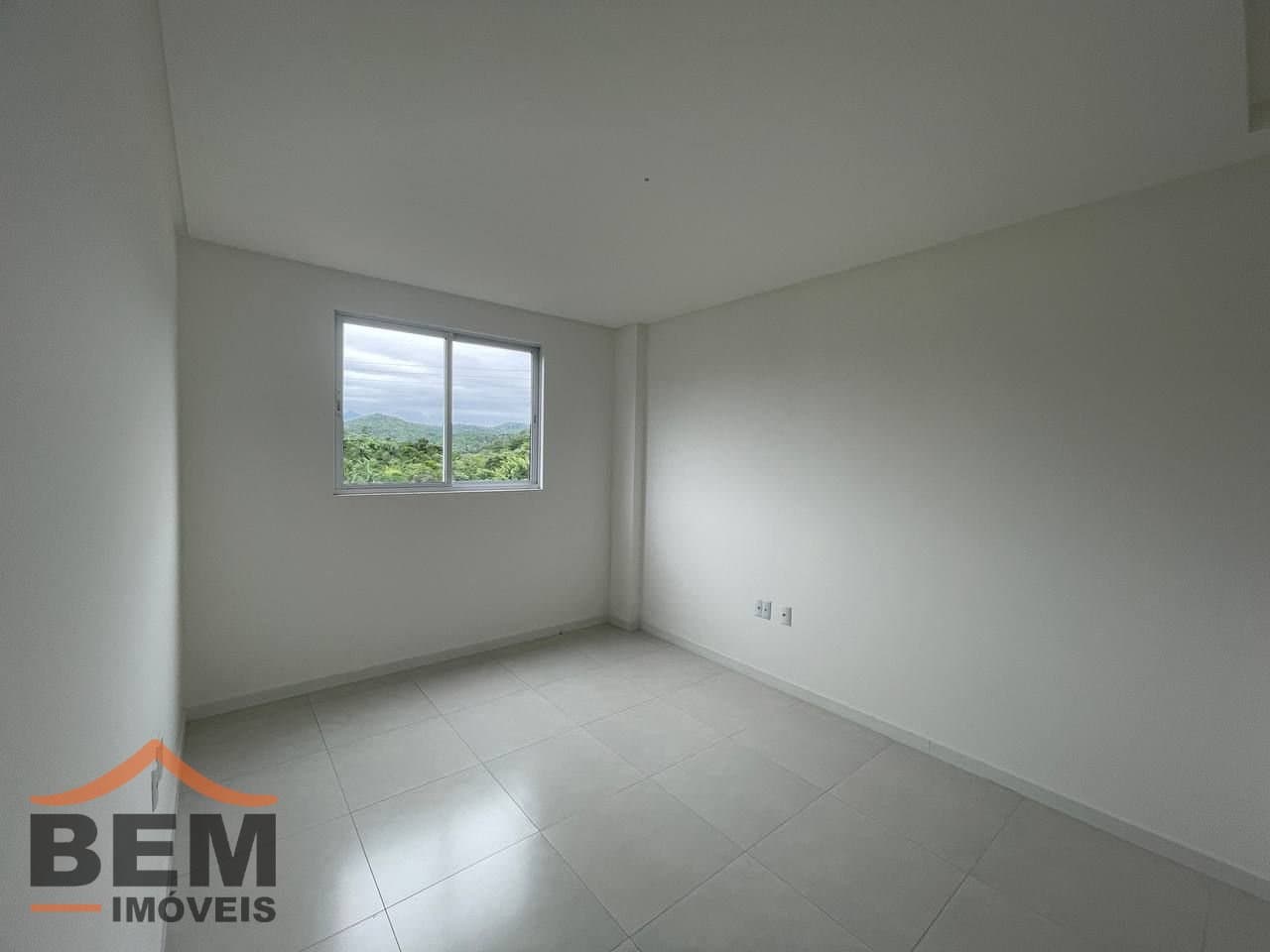 Apartamento para Venda com 2 quartos e 81m² no bairro Monte Alegre, em Camboriú