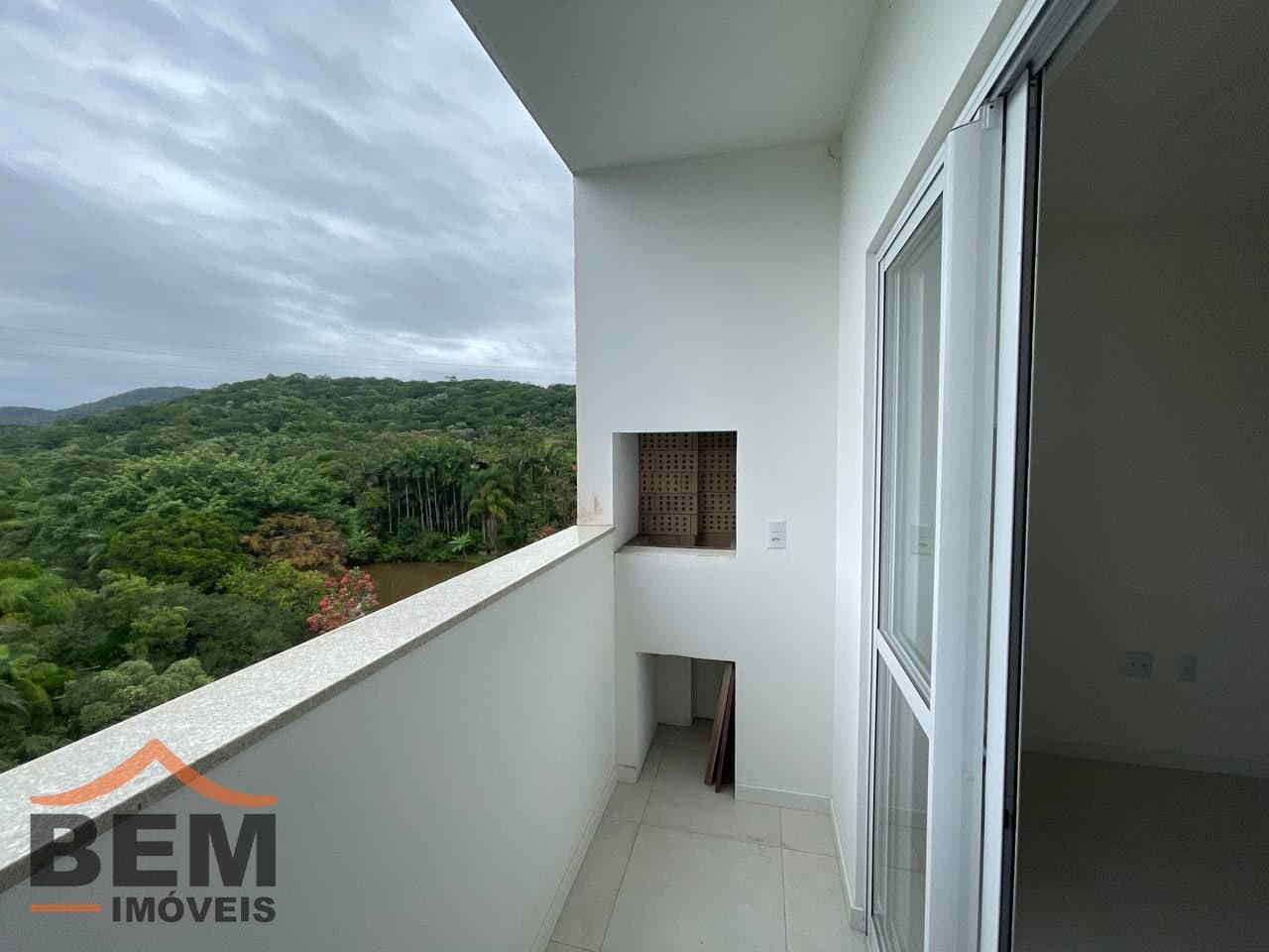 Apartamento para Venda com 2 quartos e 81m² no bairro Monte Alegre, em Camboriú