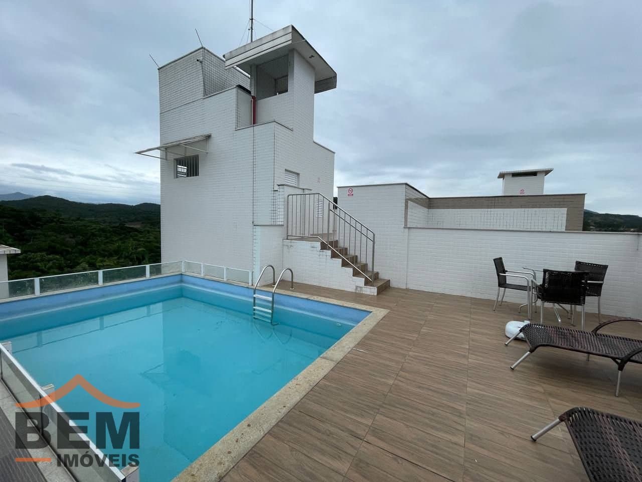 Apartamento para Venda com 2 quartos e 81m² no bairro Monte Alegre, em Camboriú
