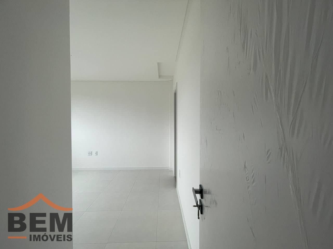 Apartamento para Venda com 2 quartos e 81m² no bairro Várzea do Ranchinho, em Camboriú