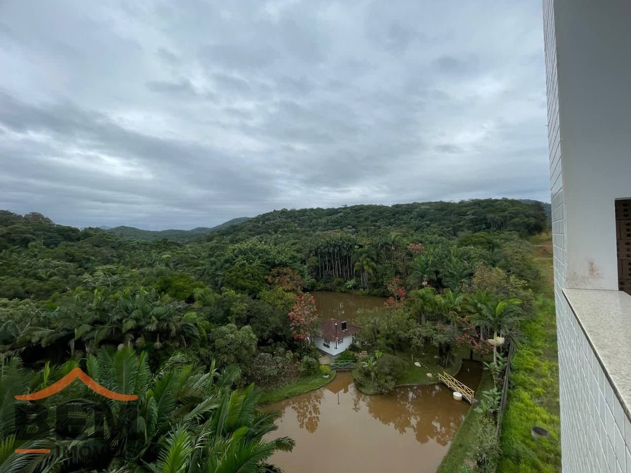 Apartamento para Venda com 2 quartos e 81m² no bairro Várzea do Ranchinho, em Camboriú