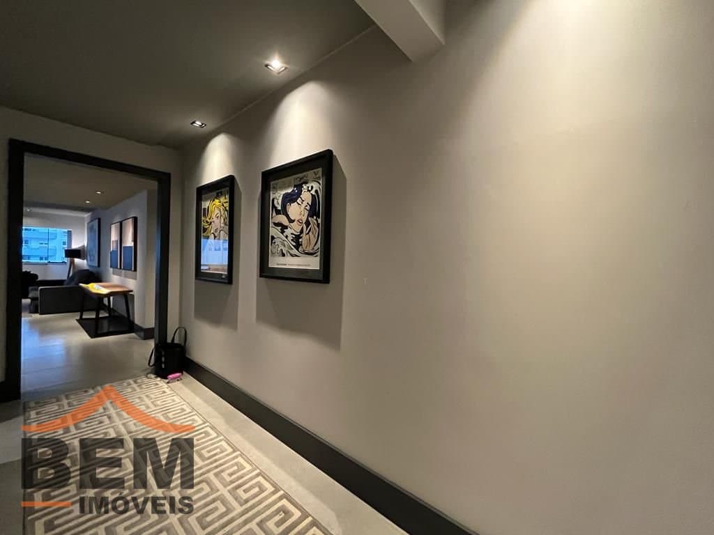 Apartamento para Locação com 2 quartos e 85m² no bairro Barra Sul, em Balneário Camboriú: 02- CORREDOR