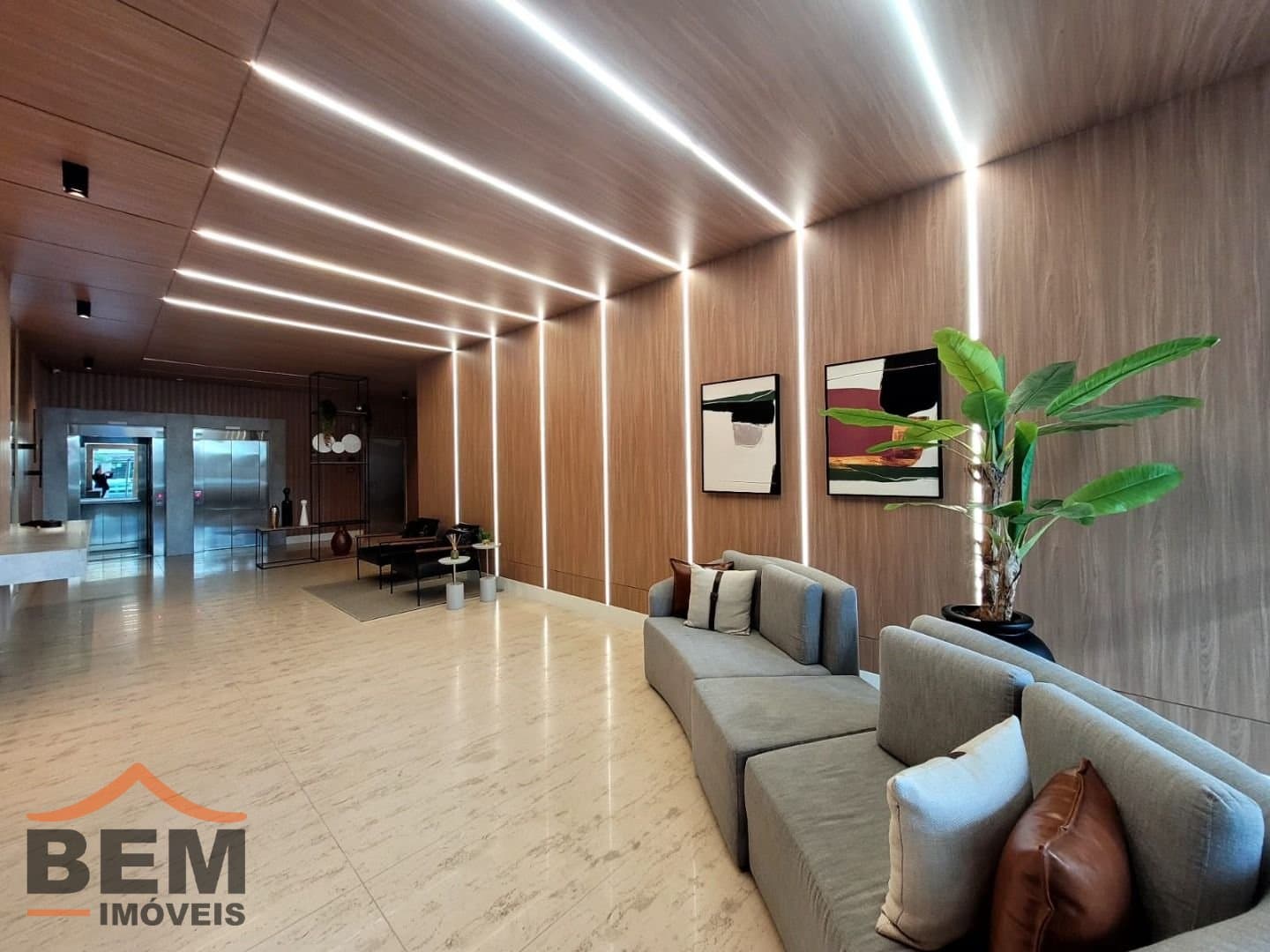 Apartamento para Locação com 3 quartos e 118m² no bairro Fazenda, em Itajaí