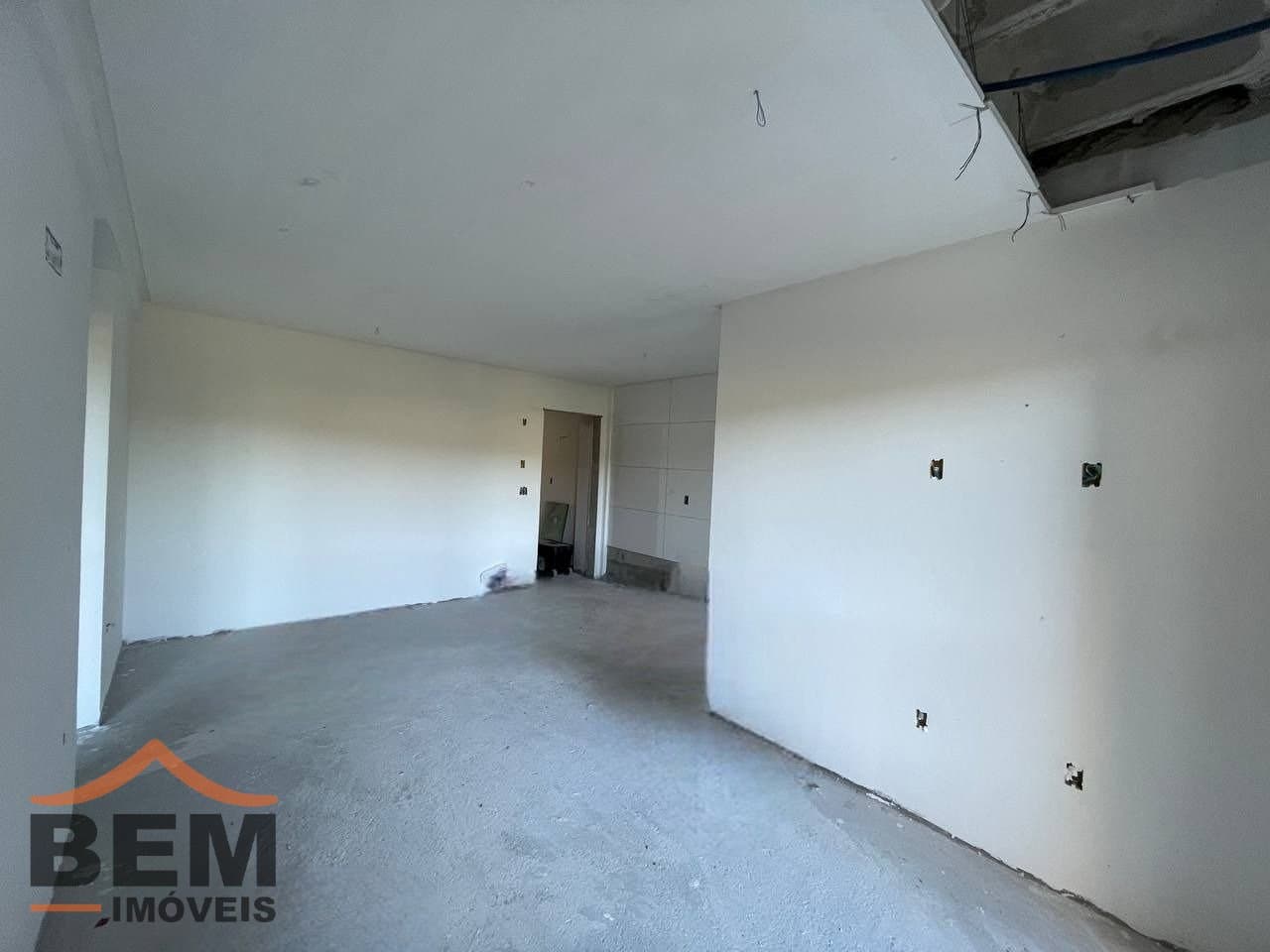 Apartamento para Venda com 2 quartos e 75m² no bairro Centro, em Camboriú