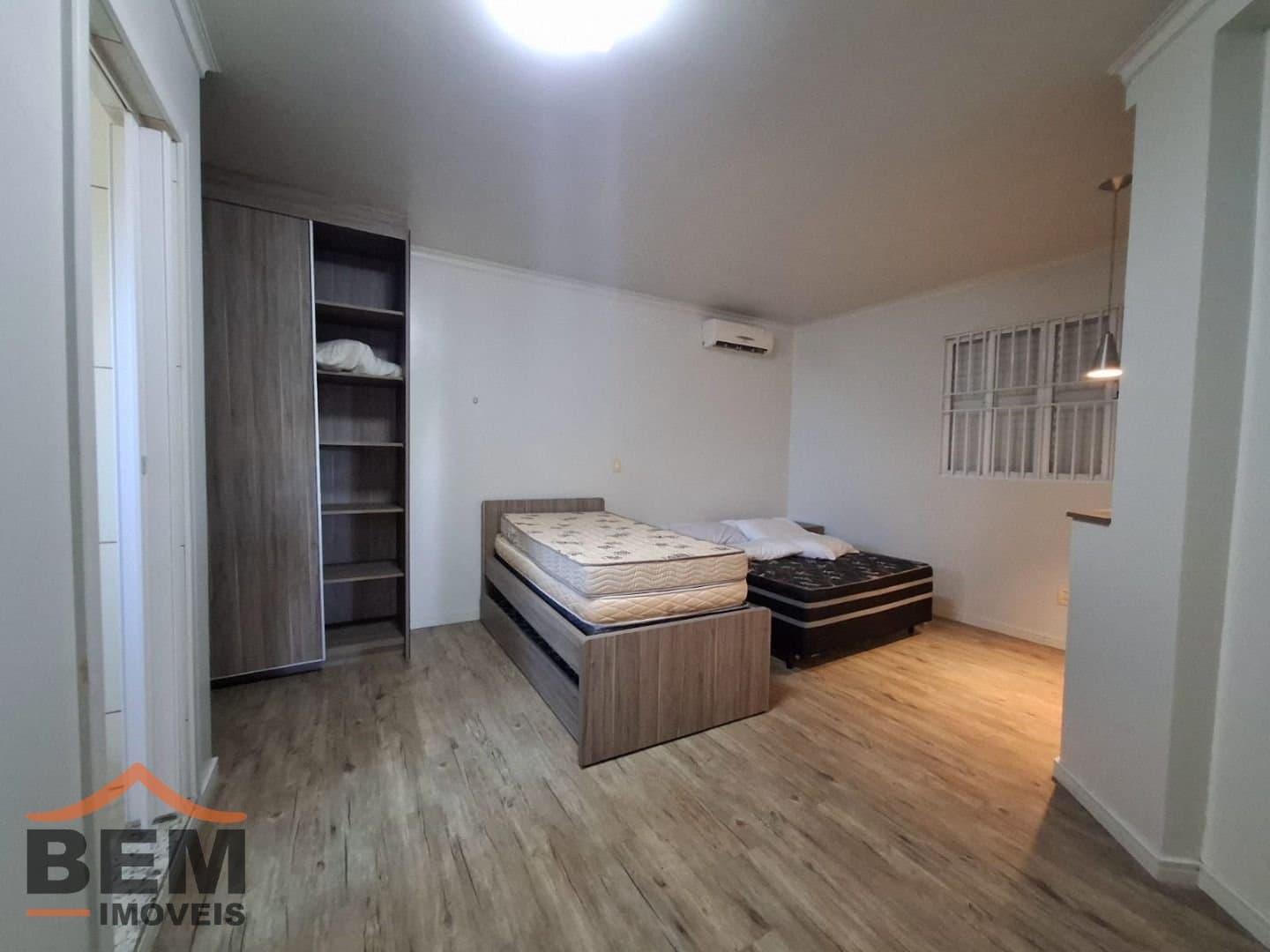 Casa para Locação com 4 quartos e 1500m² no bairro Praia das Taquaras, em Balneário Camboriú: 12- DORMITÓRIO 02