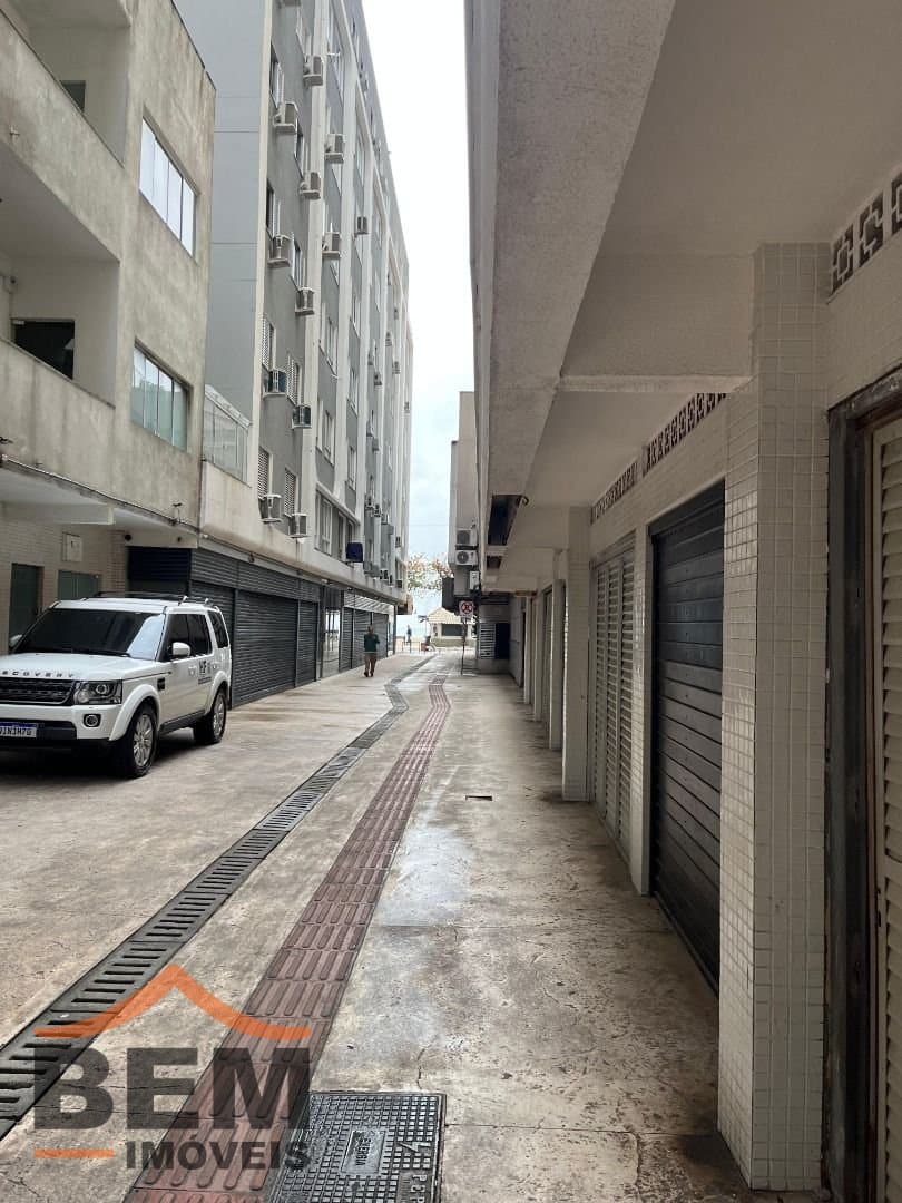 Apartamento para Locação com 3 quartos e 92m² no bairro Centro, em Balneário Camboriú: 12- VISTA