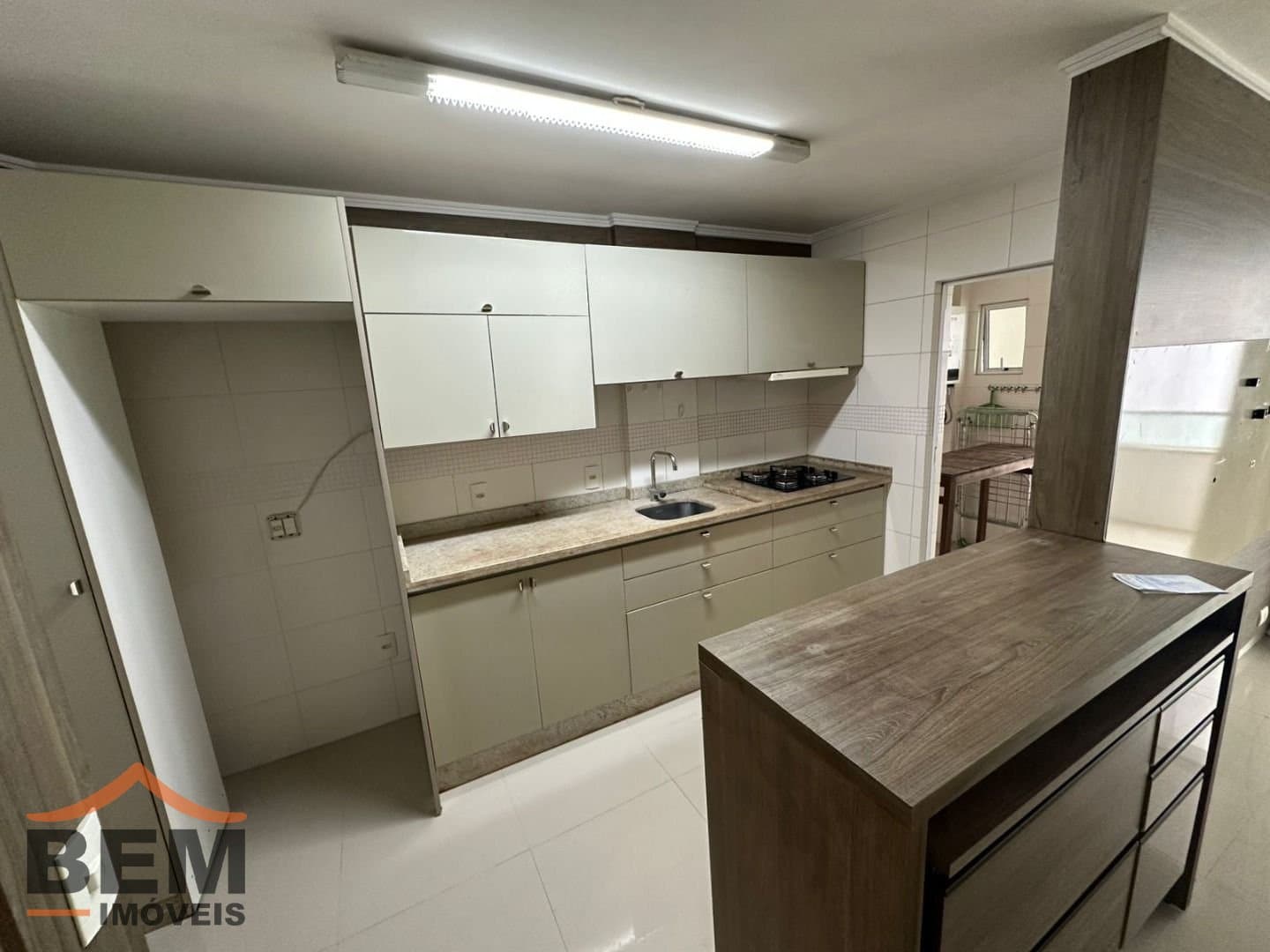Apartamento com 3 quartos e 107m² no bairro Santa Clara, em Itajaí