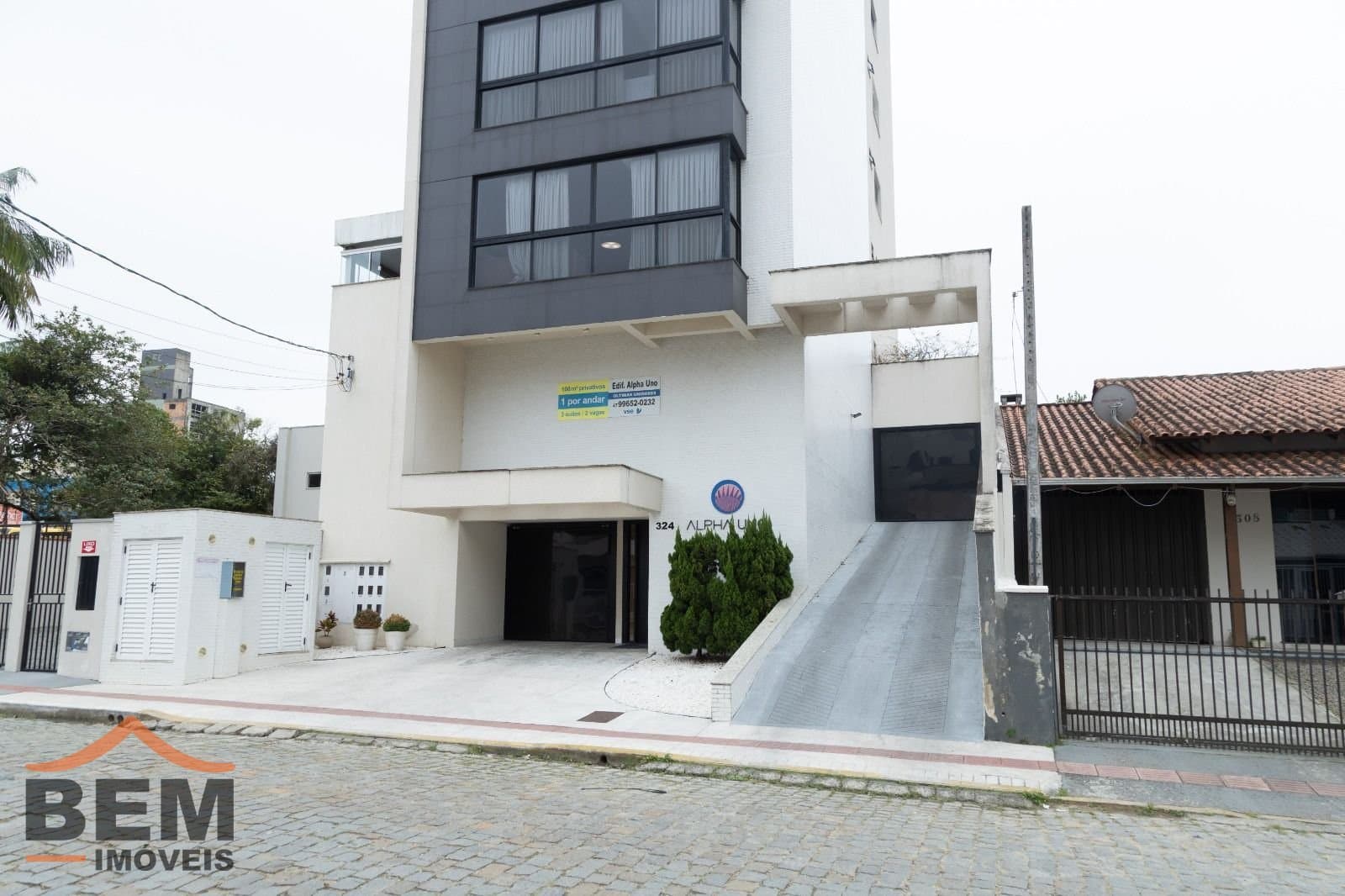 Apartamento para Venda com 3 quartos e 109m² no bairro Centro, em Camboriú