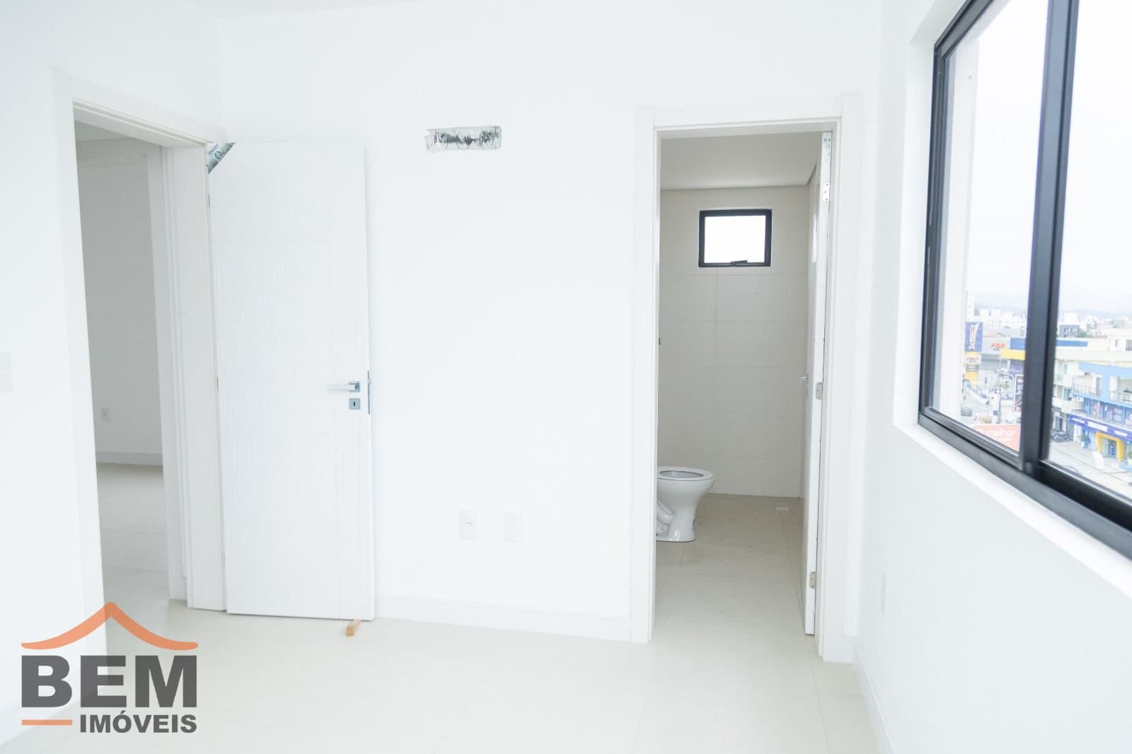 Apartamento para Venda com 3 quartos e 109m² no bairro Centro, em Camboriú