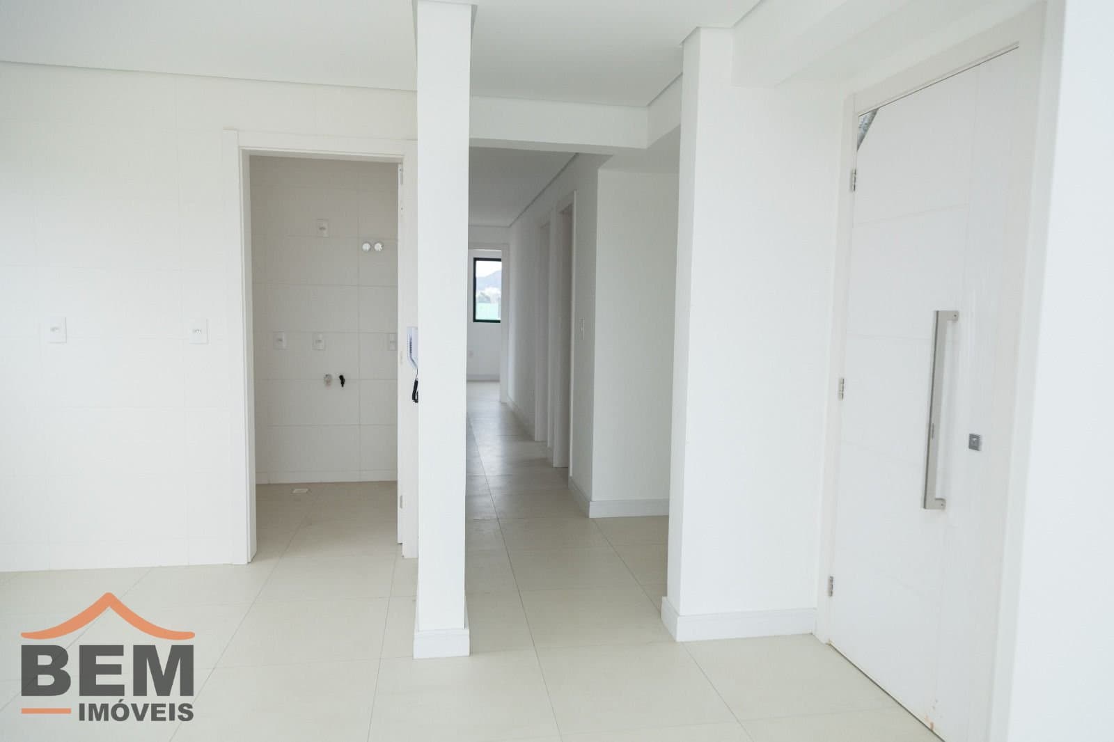Apartamento para Venda com 3 quartos e 109m² no bairro Centro, em Camboriú
