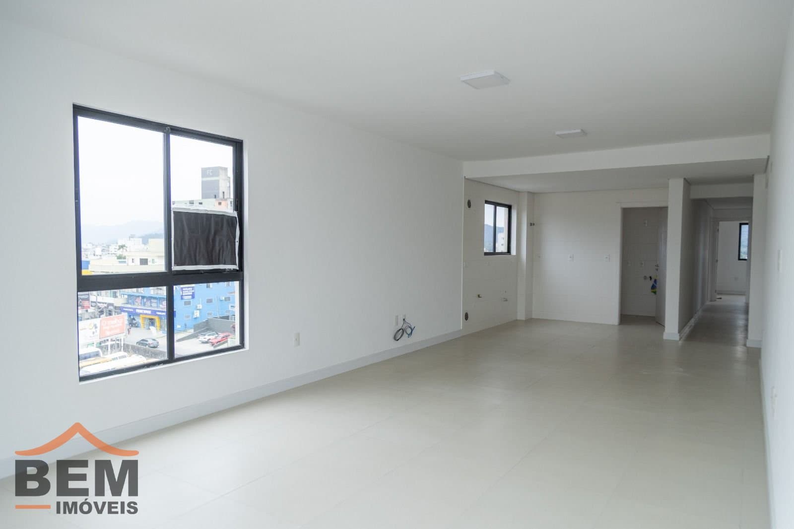 Apartamento para Venda com 3 quartos e 108m² no bairro Centro, em Camboriú