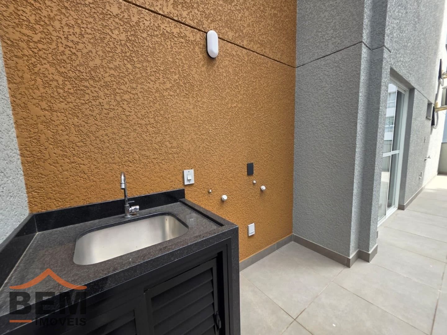 Apartamento para Locação com 1 quarto e 40m² no bairro Praia Brava, em Itajaí