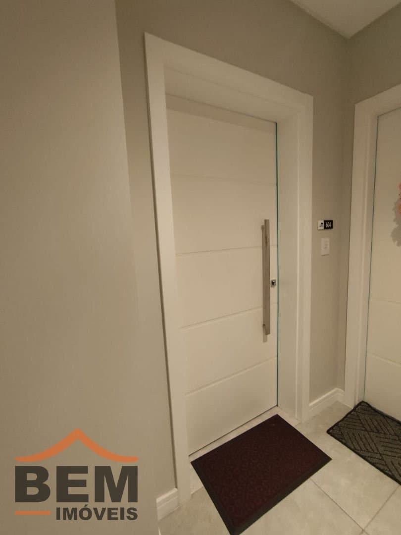 Apartamento para Venda com 2 quartos no bairro Centro, em Itajaí