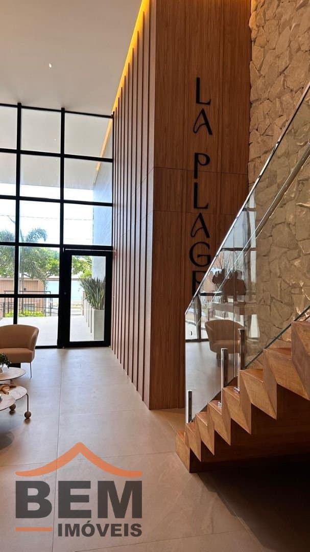 Apartamento Duplex para Venda com 3 quartos e 211m² no bairro Cabeçudas, em Itajaí