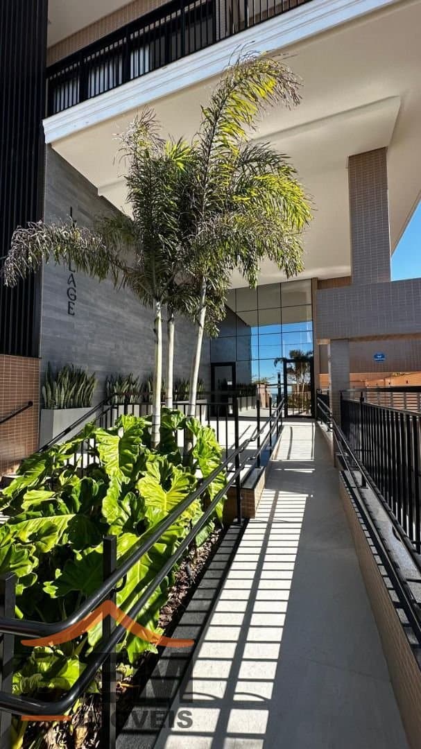 Apartamento Duplex para Venda com 3 quartos e 211m² no bairro Cabeçudas, em Itajaí