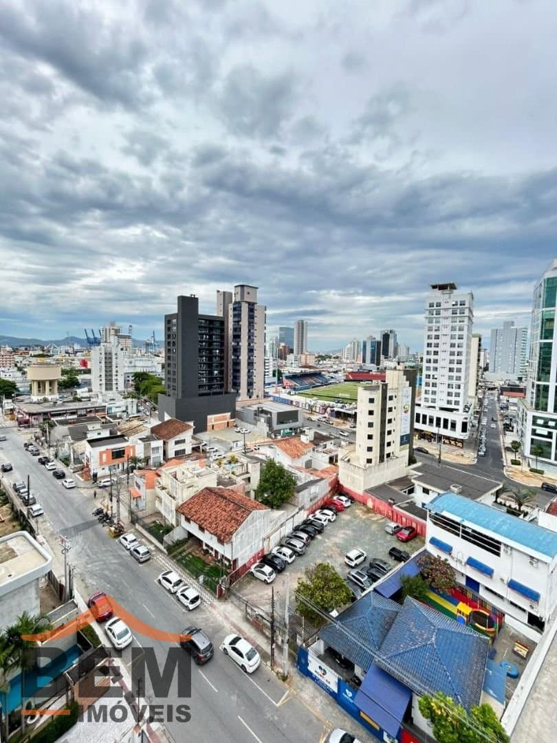 Apartamento para Venda com 4 quartos e 316m² no bairro Centro, em Itajaí