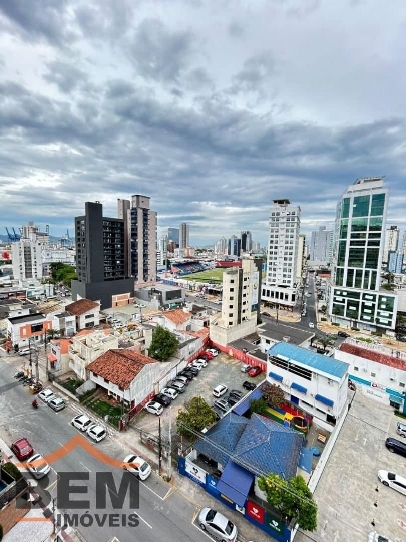 Apartamento para Venda com 4 quartos e 316m² no bairro Centro, em Itajaí