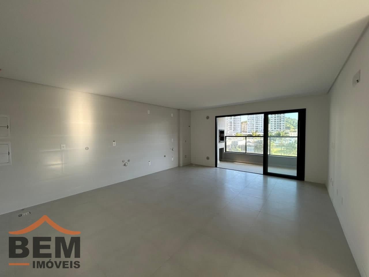 Apartamento para Venda com 3 quartos e 106m² no bairro Praia Brava, em Itajaí