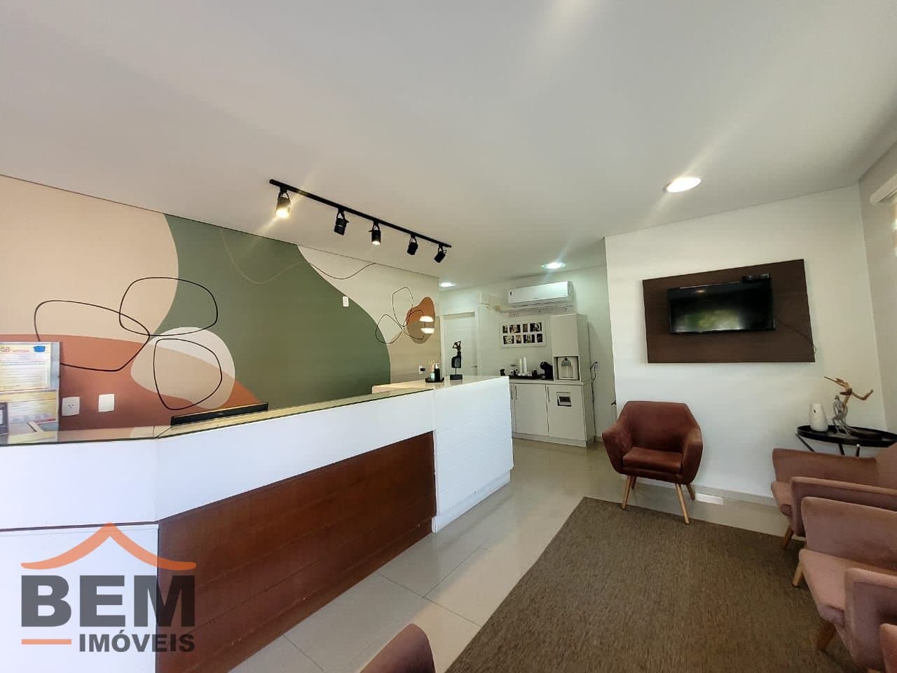 Salas/Conjuntos para Locação com 15m² no bairro Ariribá, em Balneário Camboriú: 05- SALA COMERCIAL 