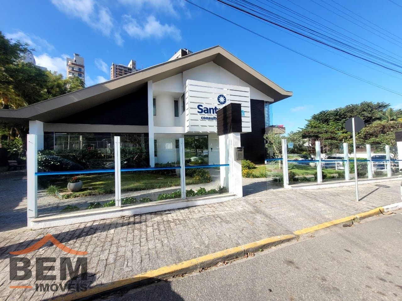 Salas/Conjuntos para Locação com 27m² no bairro Ariribá, em Balneário Camboriú: 01- FACHADA 