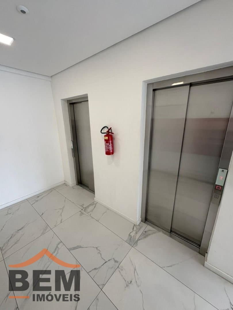 Apartamento para Venda com 3 quartos no bairro Vila Operária, em Itajaí
