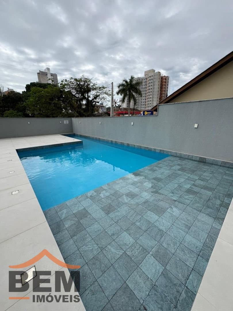 Apartamento para Venda com 3 quartos no bairro Vila Operária, em Itajaí