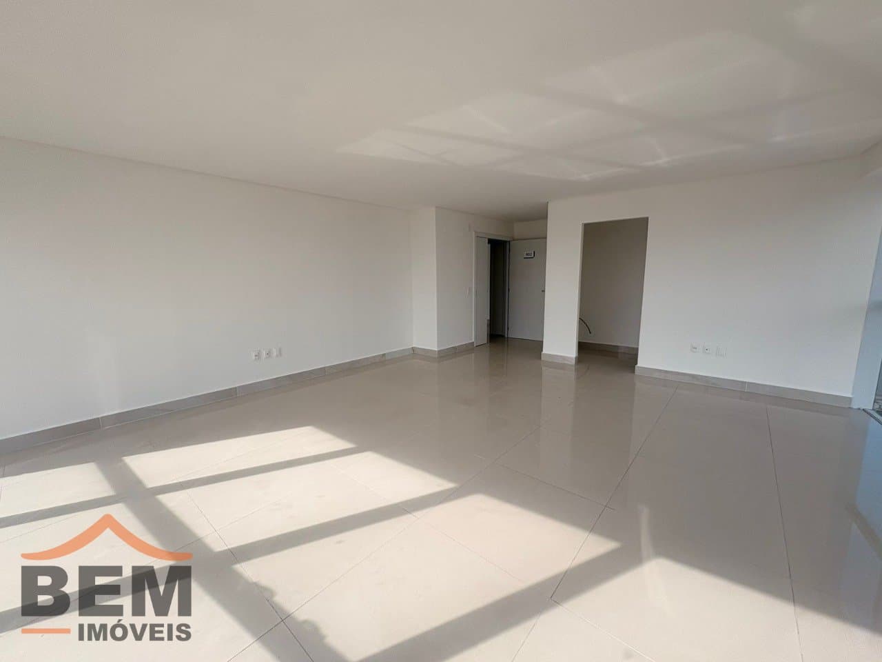 Sala Comercial para Locação com 43m² no bairro Centro, em Itajaí