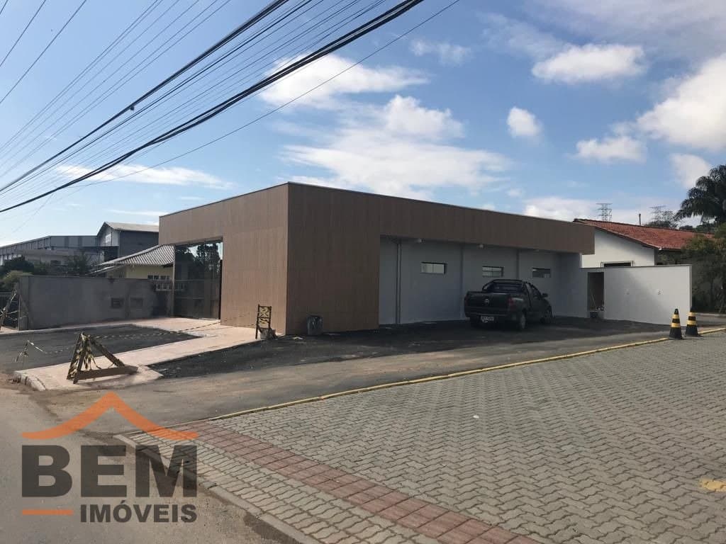 Sala Comercial para Locação com 125m² no bairro Itaipava, em Itajaí