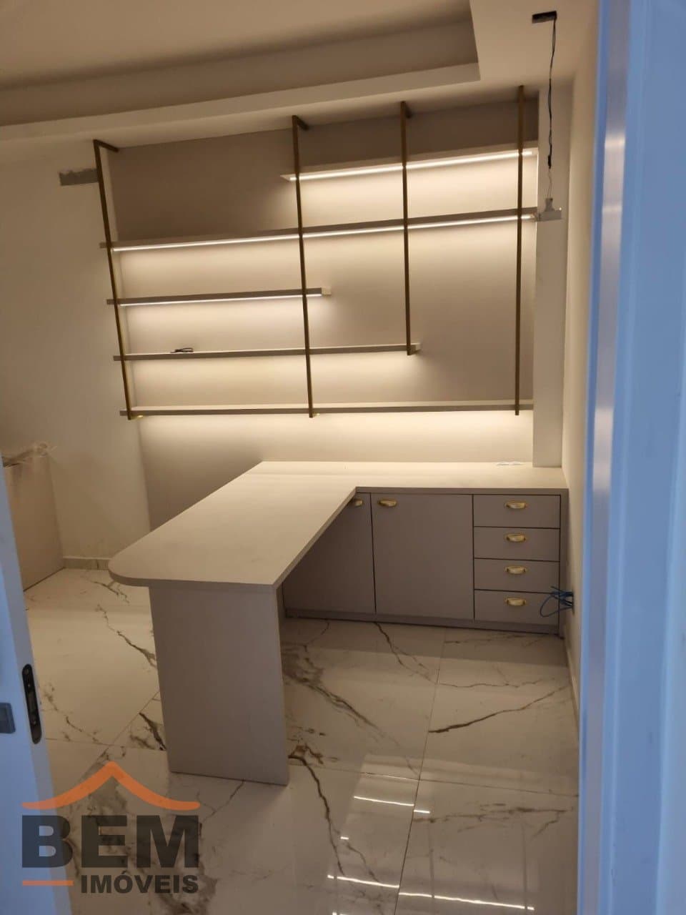 Sala Comercial para Locação com 125m² no bairro Itaipava, em Itajaí
