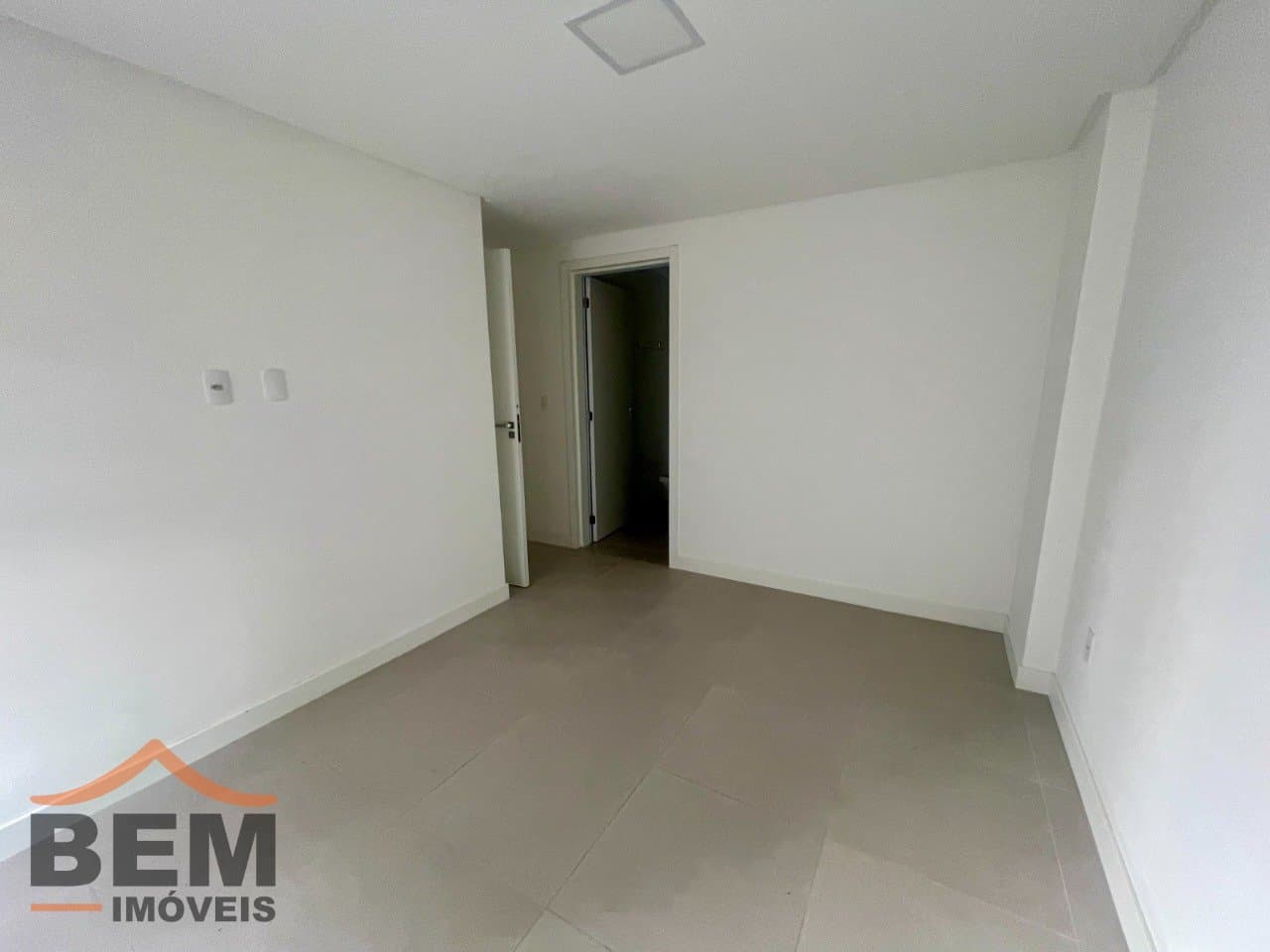 Apartamento para Venda com 2 quartos e 61m² no bairro São Francisco de Assis, em Camboriú