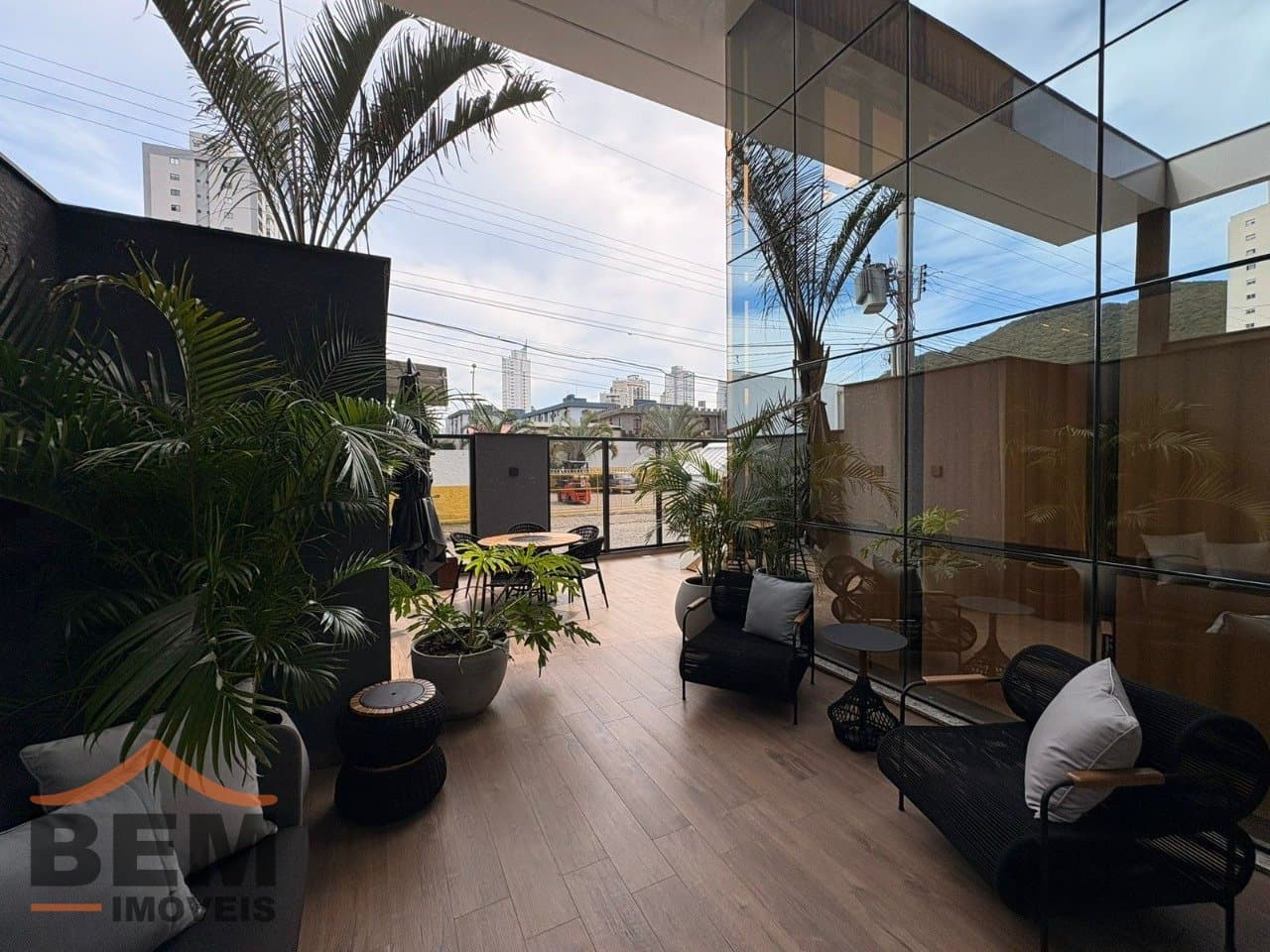 Apartamento para Locação com 2 quartos e 115m² no bairro Fazenda, em Itajaí