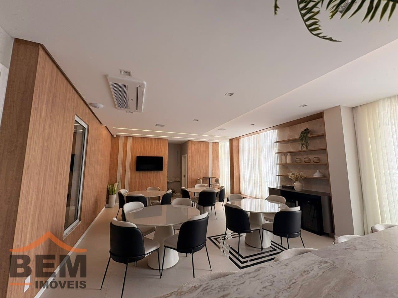 Apartamento para Locação com 2 quartos e 115m² no bairro Fazenda, em Itajaí