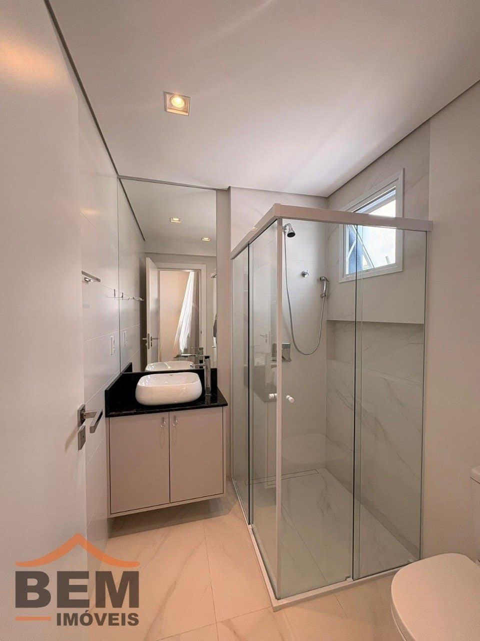 Apartamento para Locação com 2 quartos e 115m² no bairro Fazenda, em Itajaí