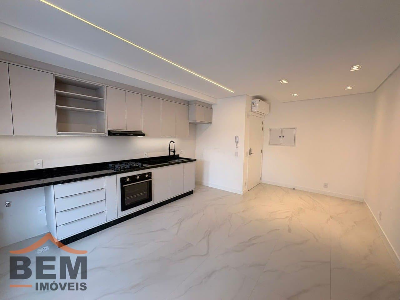 Apartamento para Locação com 2 quartos e 115m² no bairro Fazenda, em Itajaí