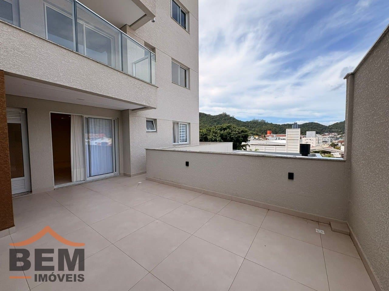 Apartamento para Locação com 2 quartos e 115m² no bairro Fazenda, em Itajaí