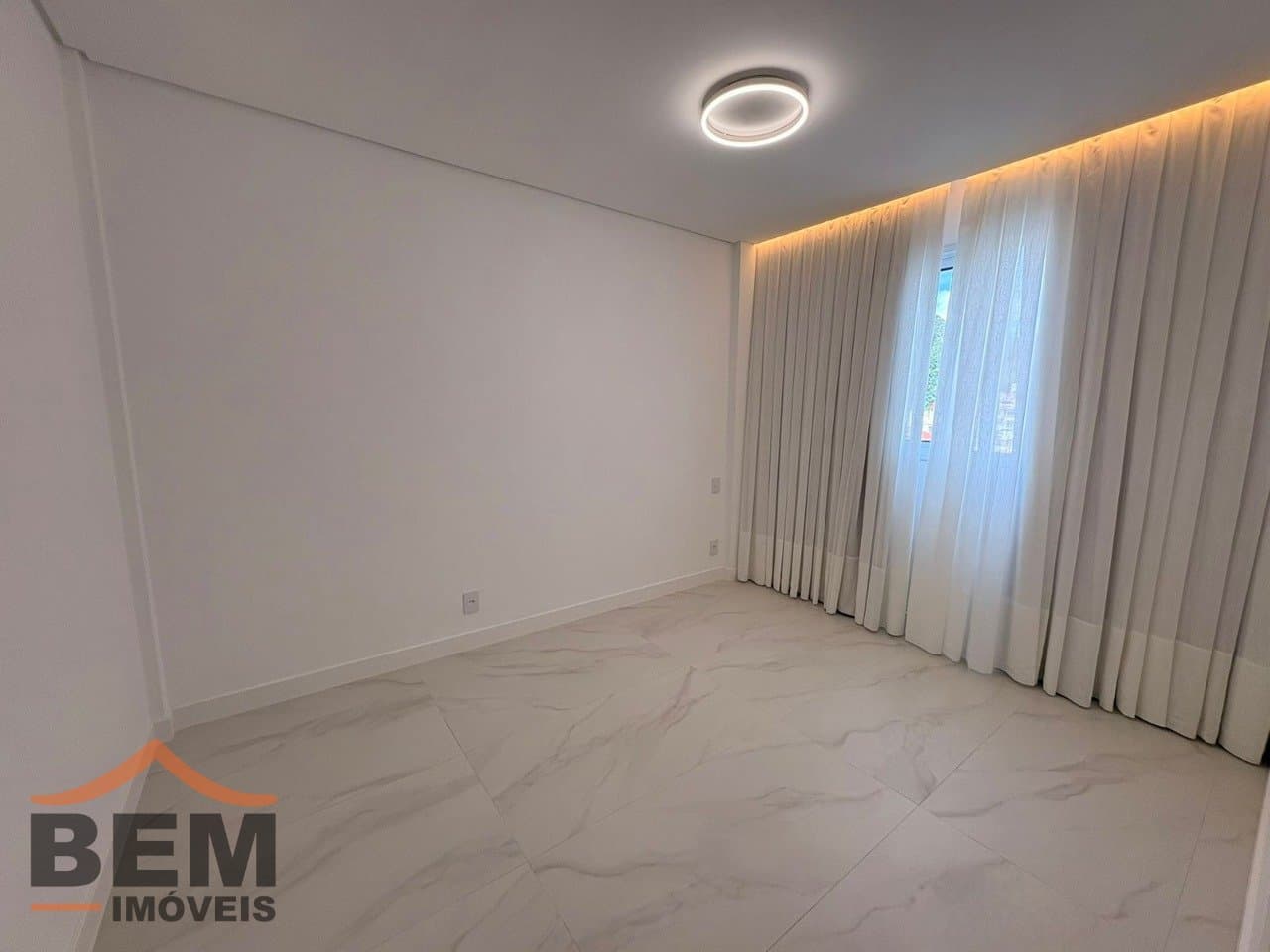 Apartamento para Venda com 2 quartos e 115m² no bairro Fazenda, em Itajaí
