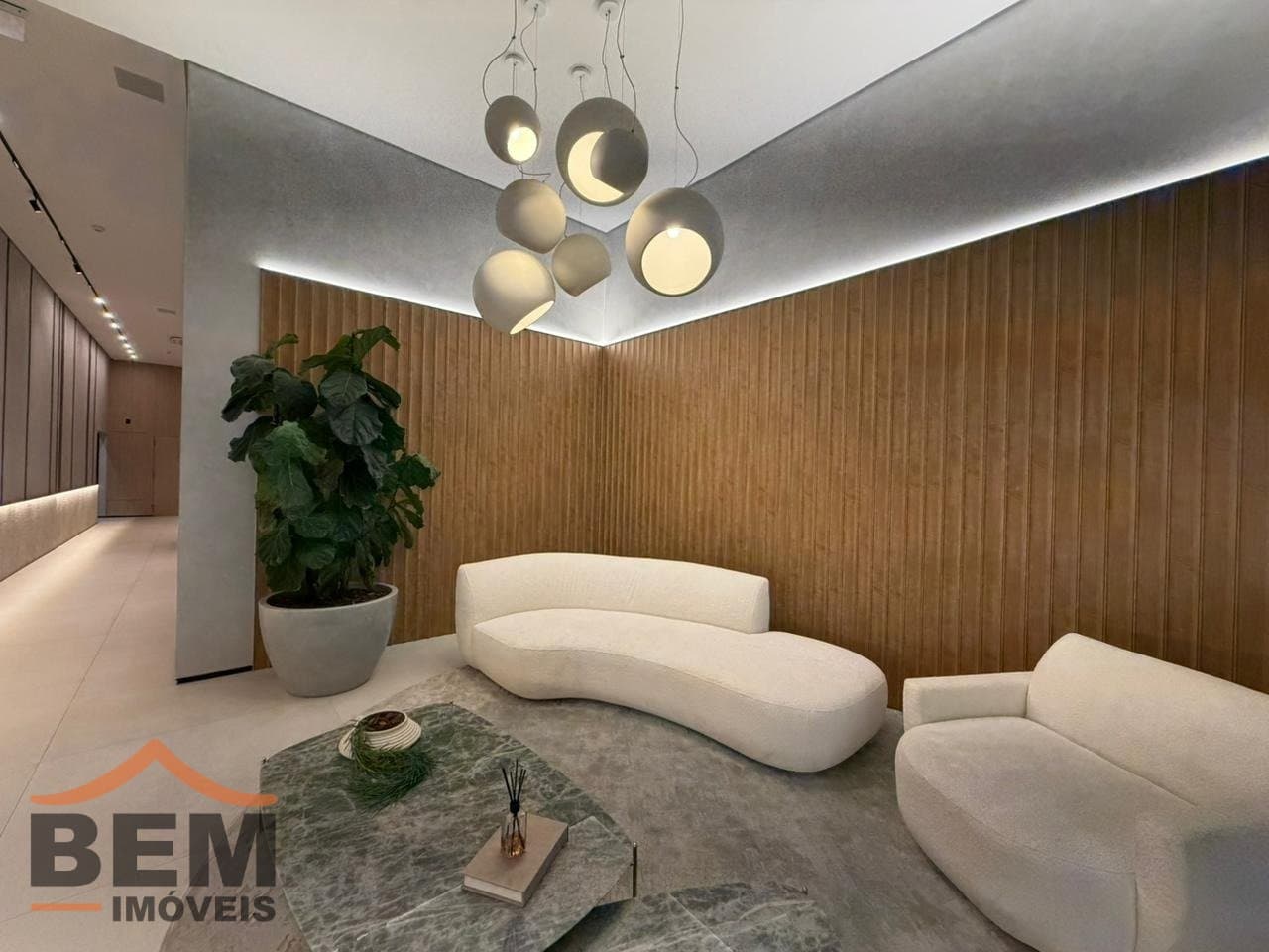 Apartamento para Locação com 3 quartos e 123m² no bairro Meia Praia, em Itapema