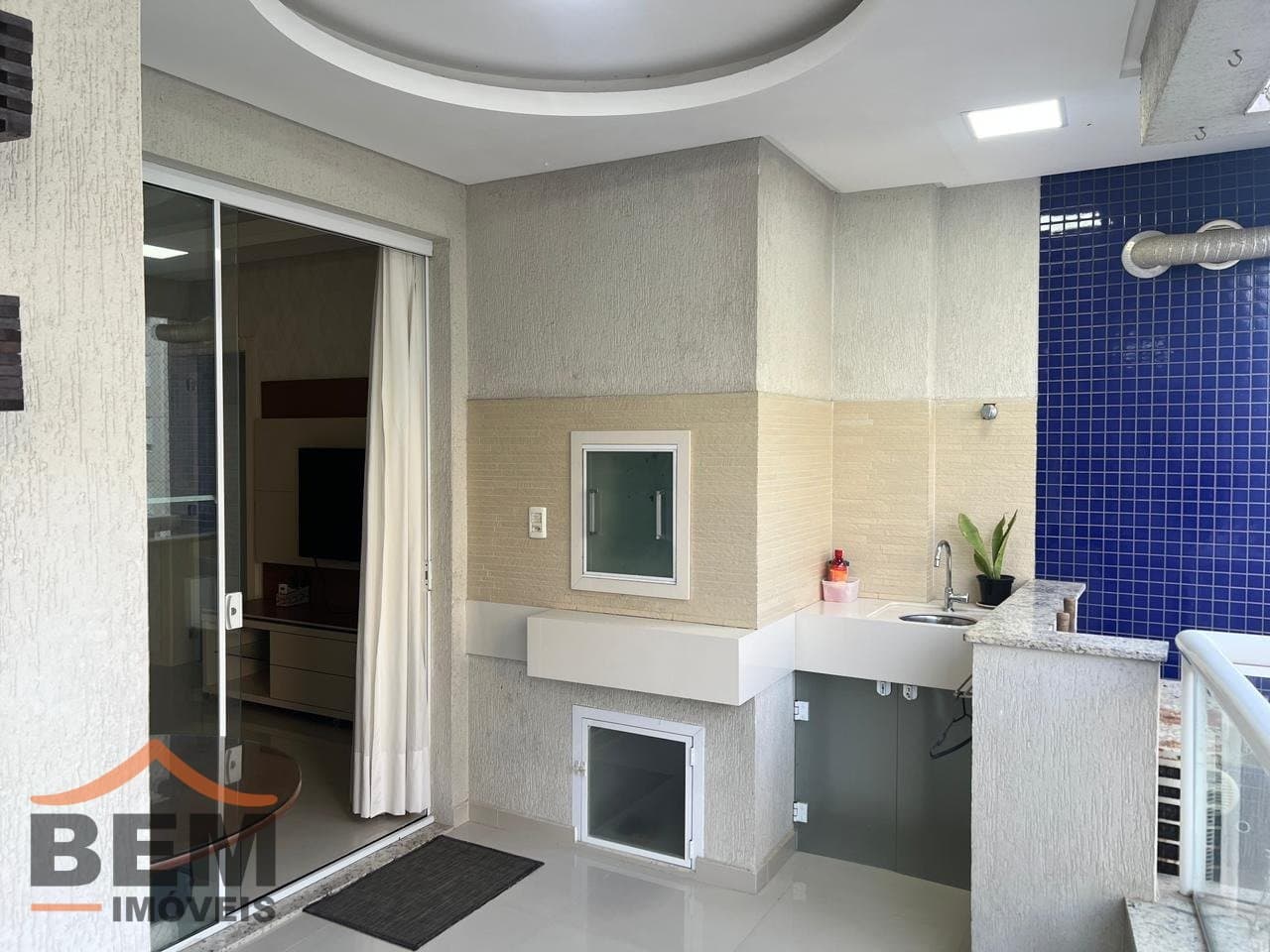 Apartamento para Venda com 3 quartos e 146m² no bairro Meia Praia, em Itapema