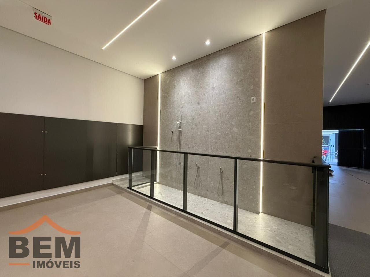 Apartamento para Venda com 3 quartos e 123m² no bairro Meia Praia, em Itapema